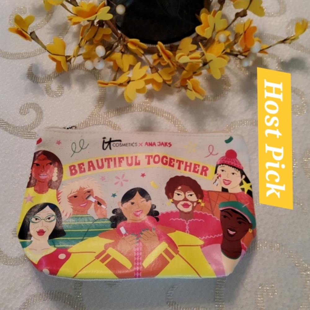 IT Cosmetics Makeup Bag
